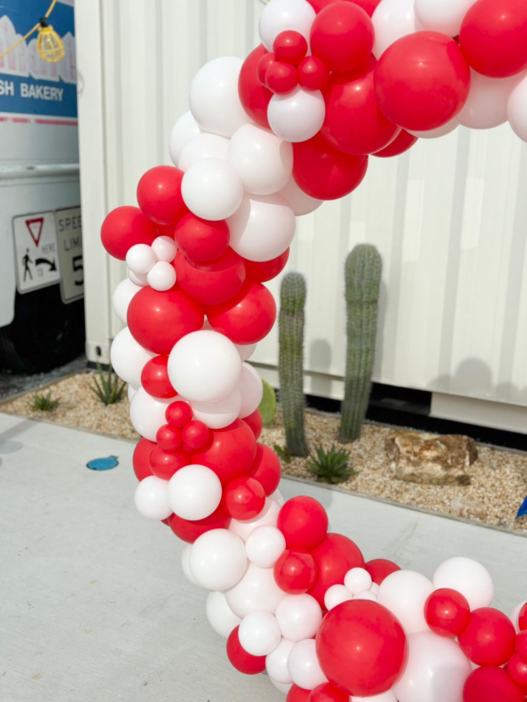 リングバルーン(レッド/ホワイト)