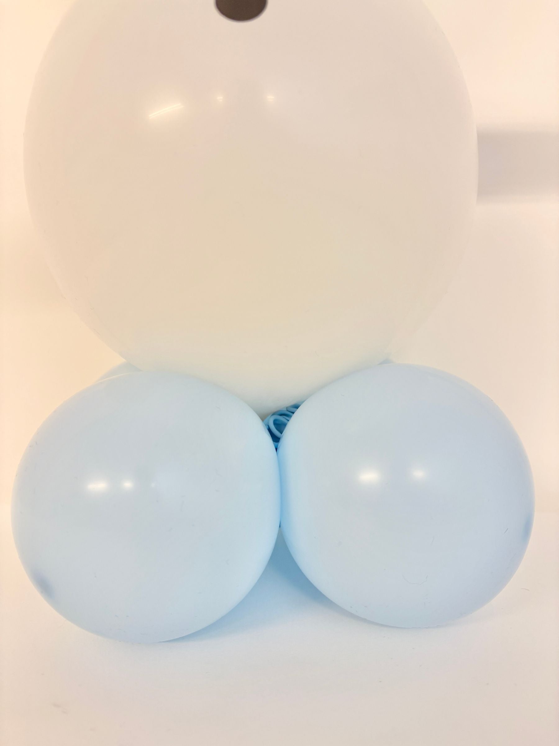 #色_マカロンブルー