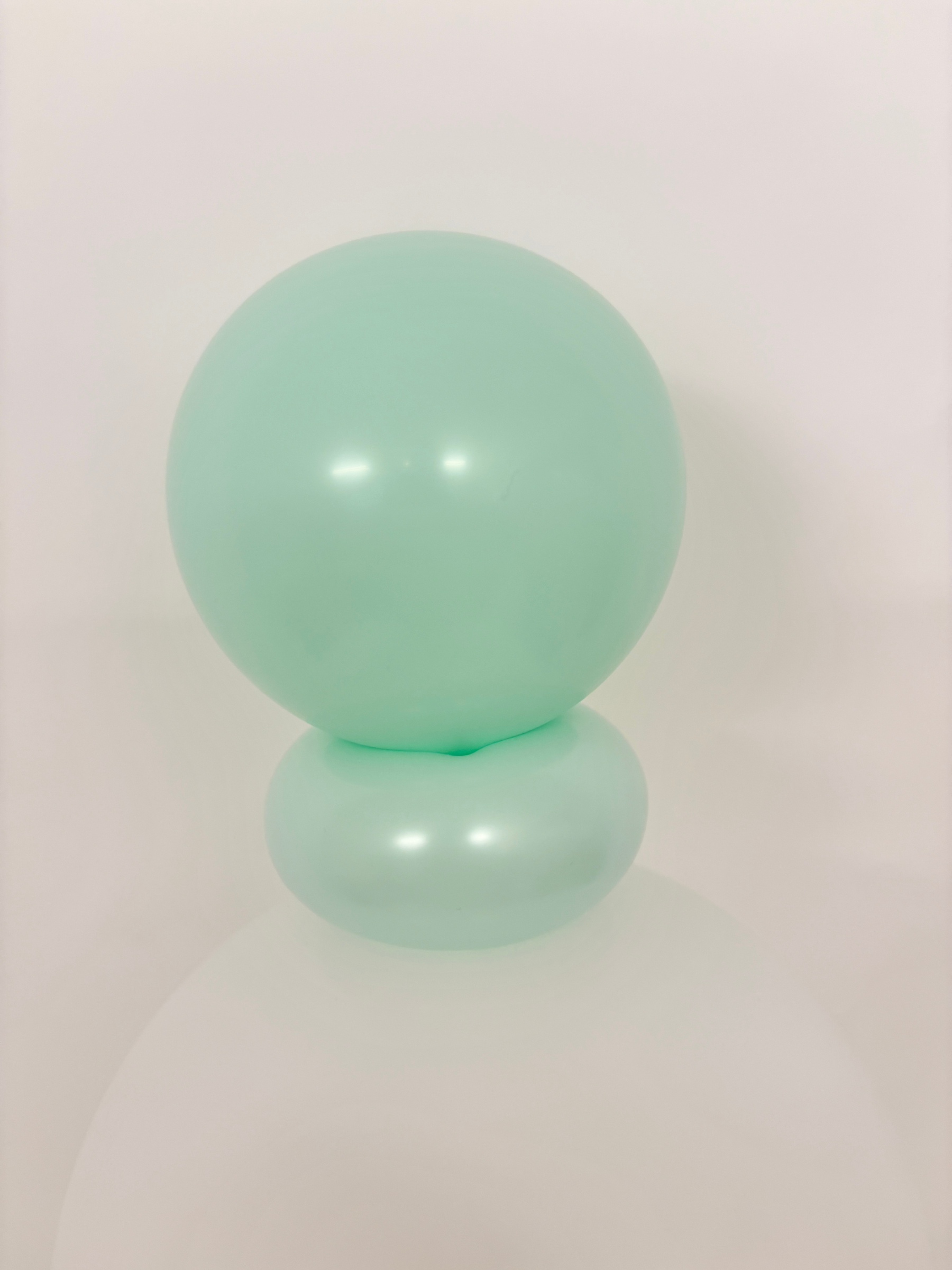 #色_マカロングリーン