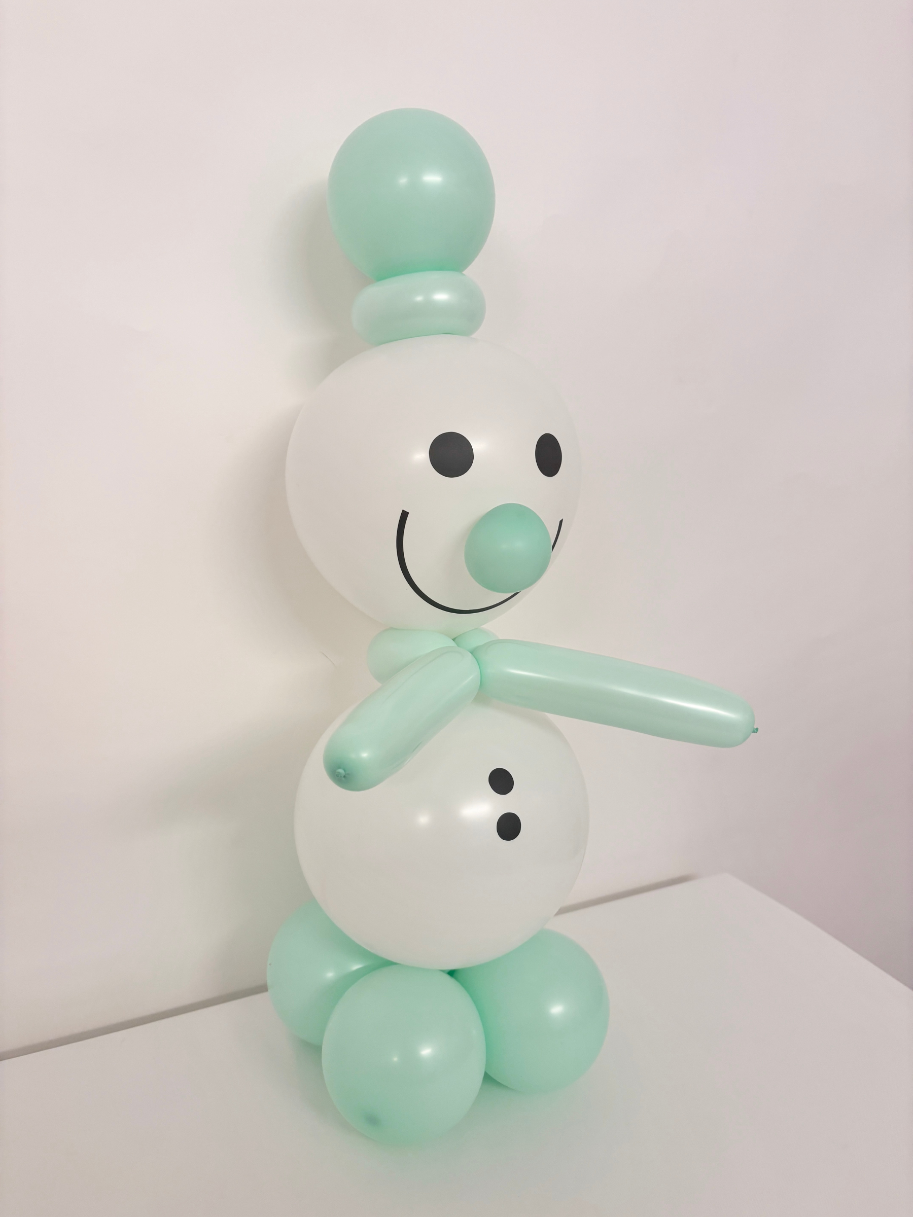 #色_マカロングリーン