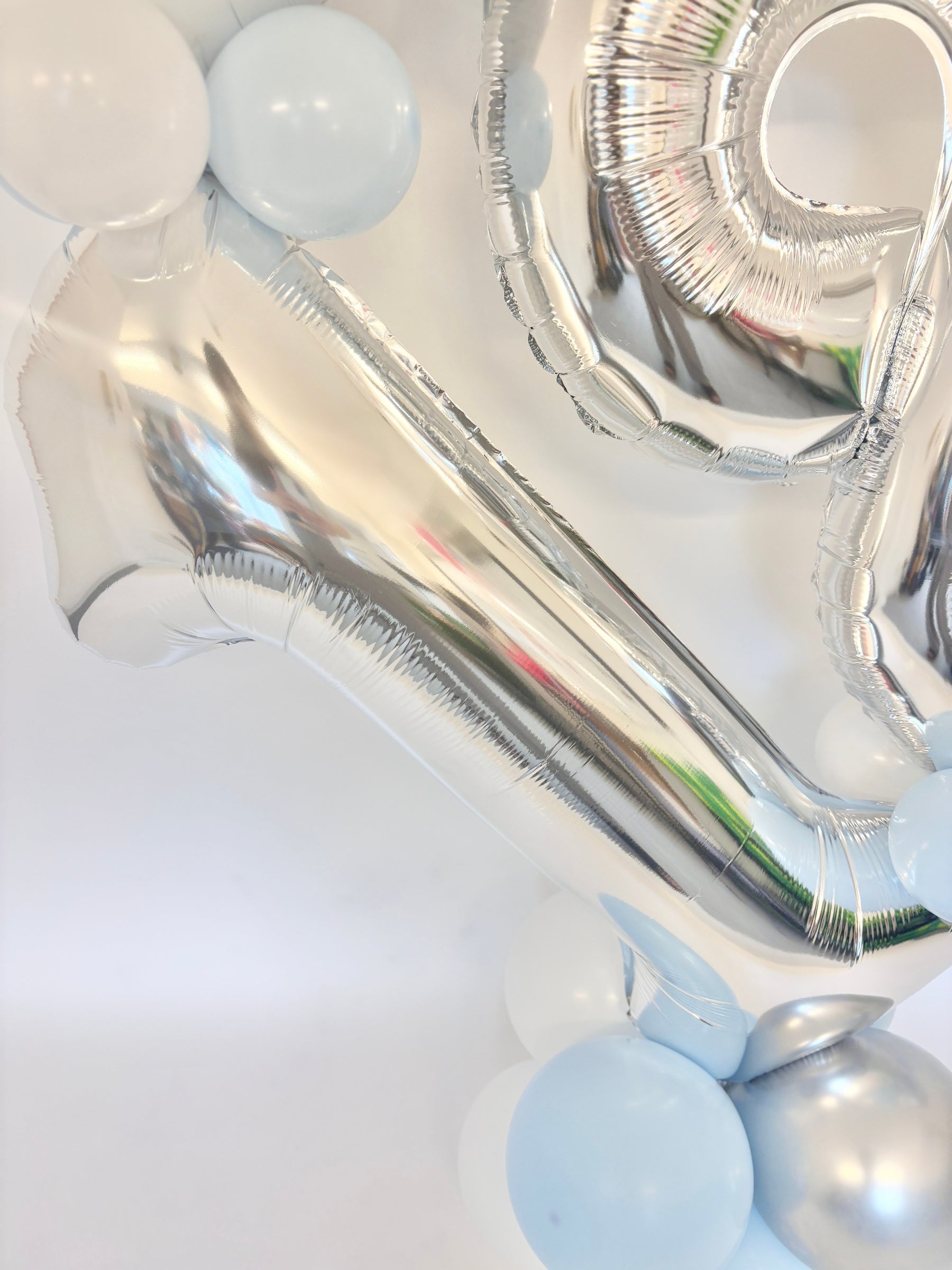 #色_マカロンブルー