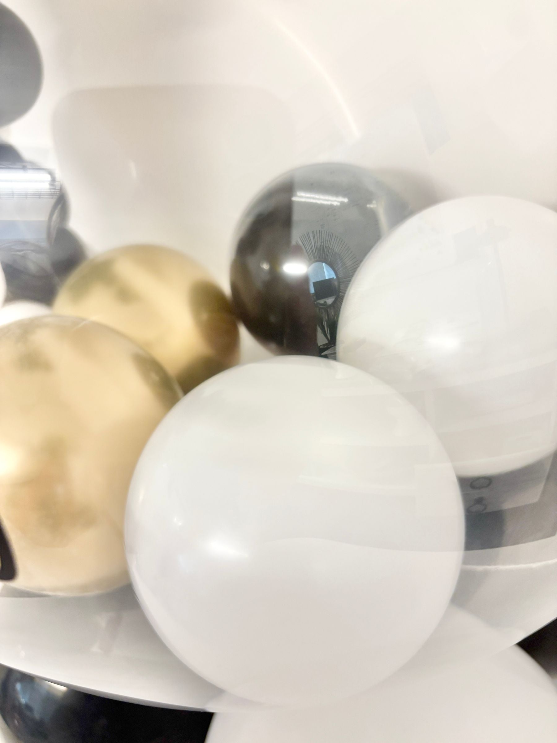 #色_ブラック/ゴールド