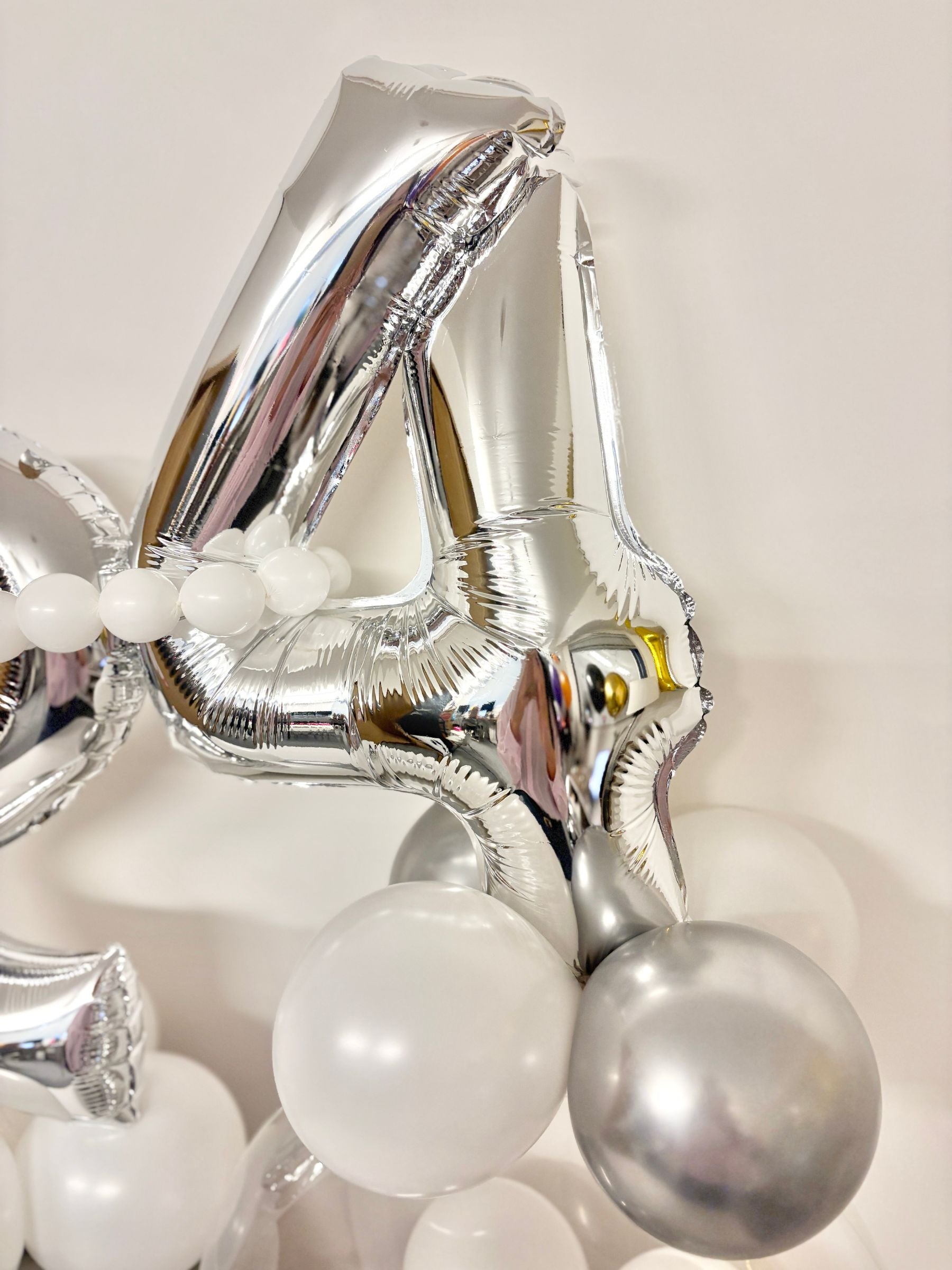 #色_ホワイト/シルバー