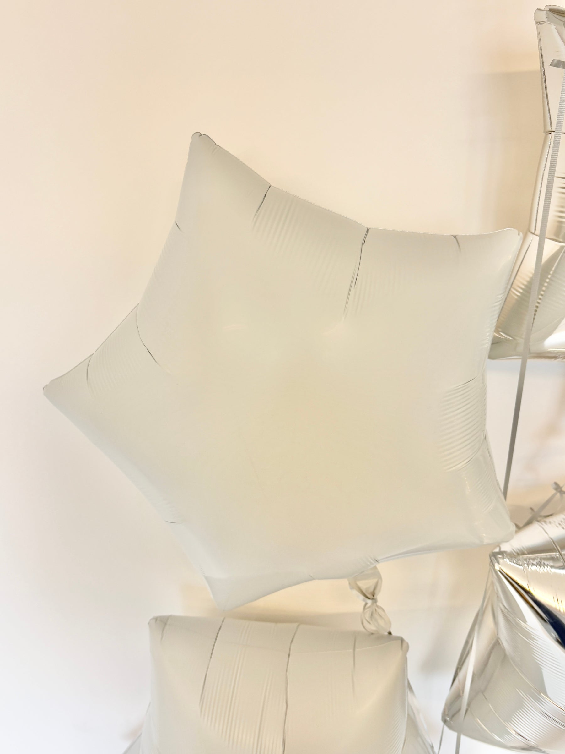 #色_ホワイト/シルバー