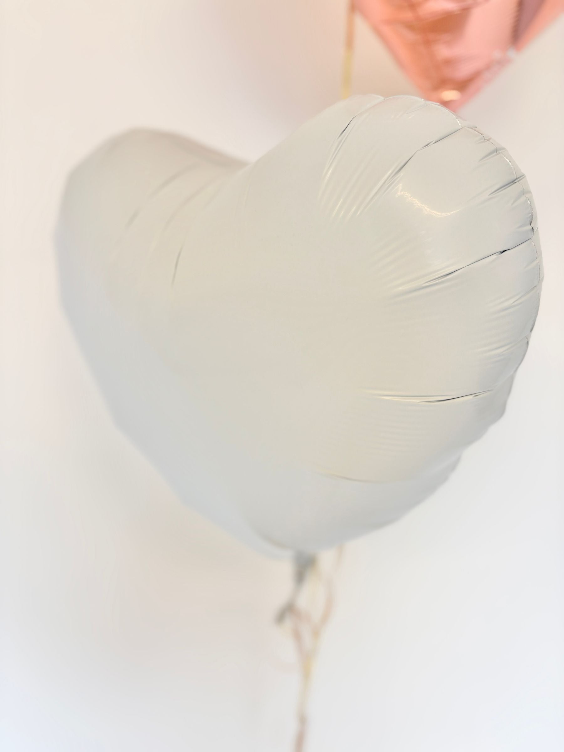 #色_ホワイト/サーモンピンク