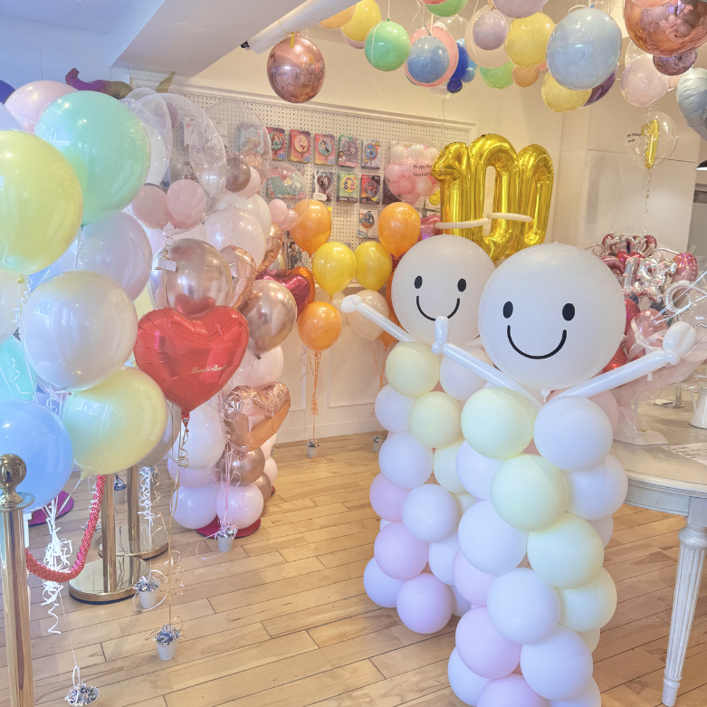 店内ディスプレイを春仕様に🌷パステルバルーンで明るい店内に