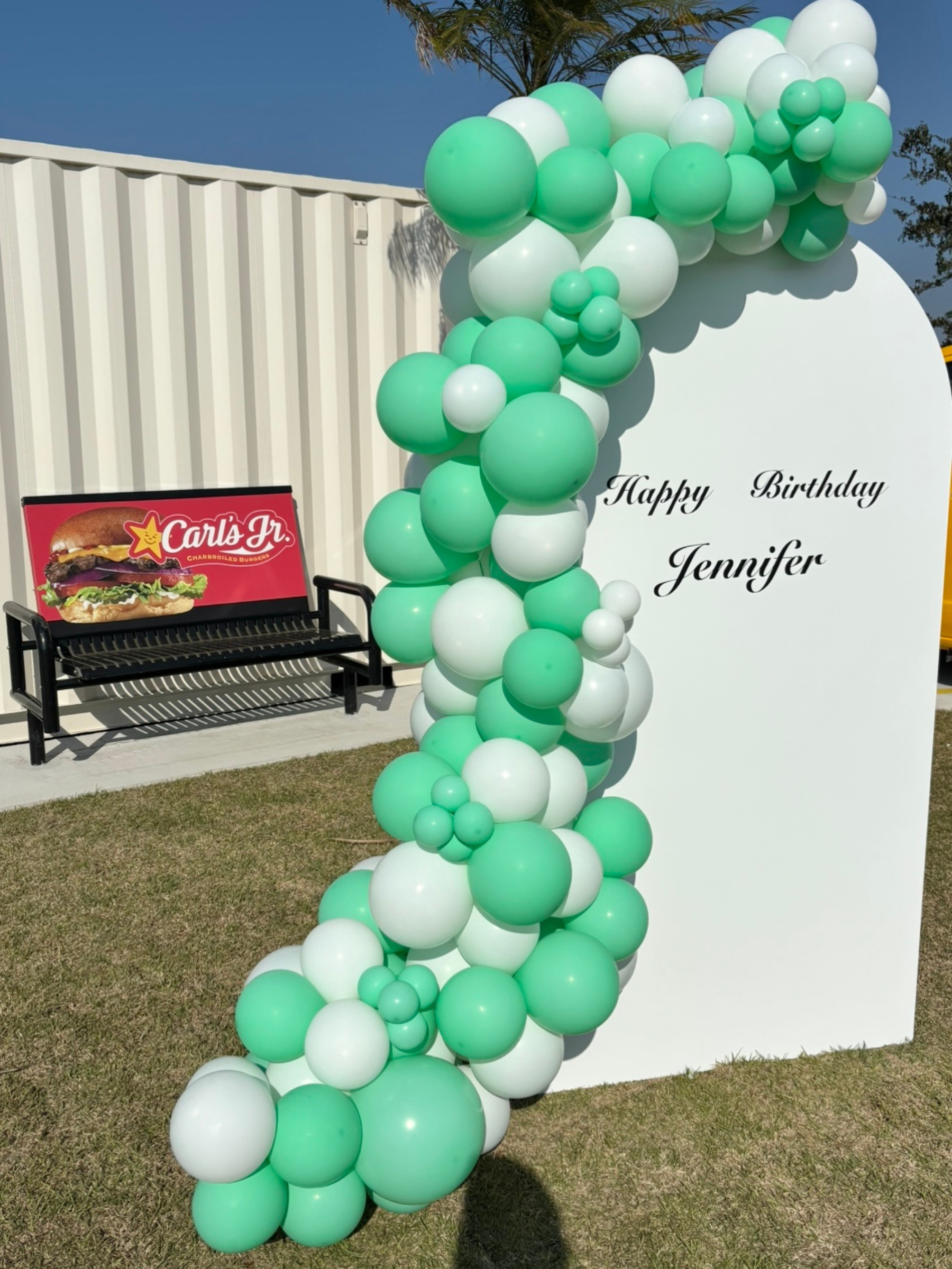 バックドロップ＋バルーンガーランド (マカロングリーン)