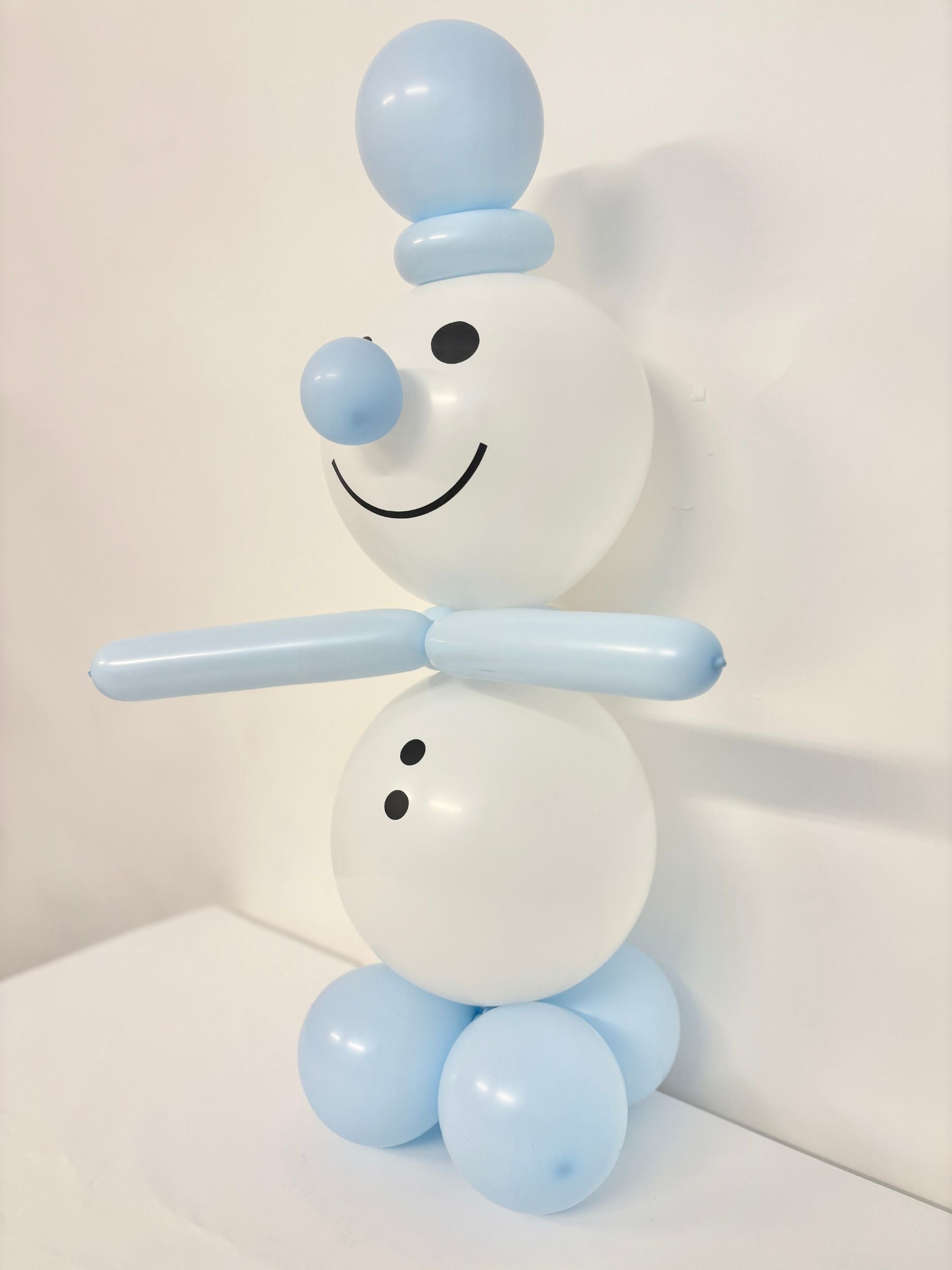 #色_マカロンブルー