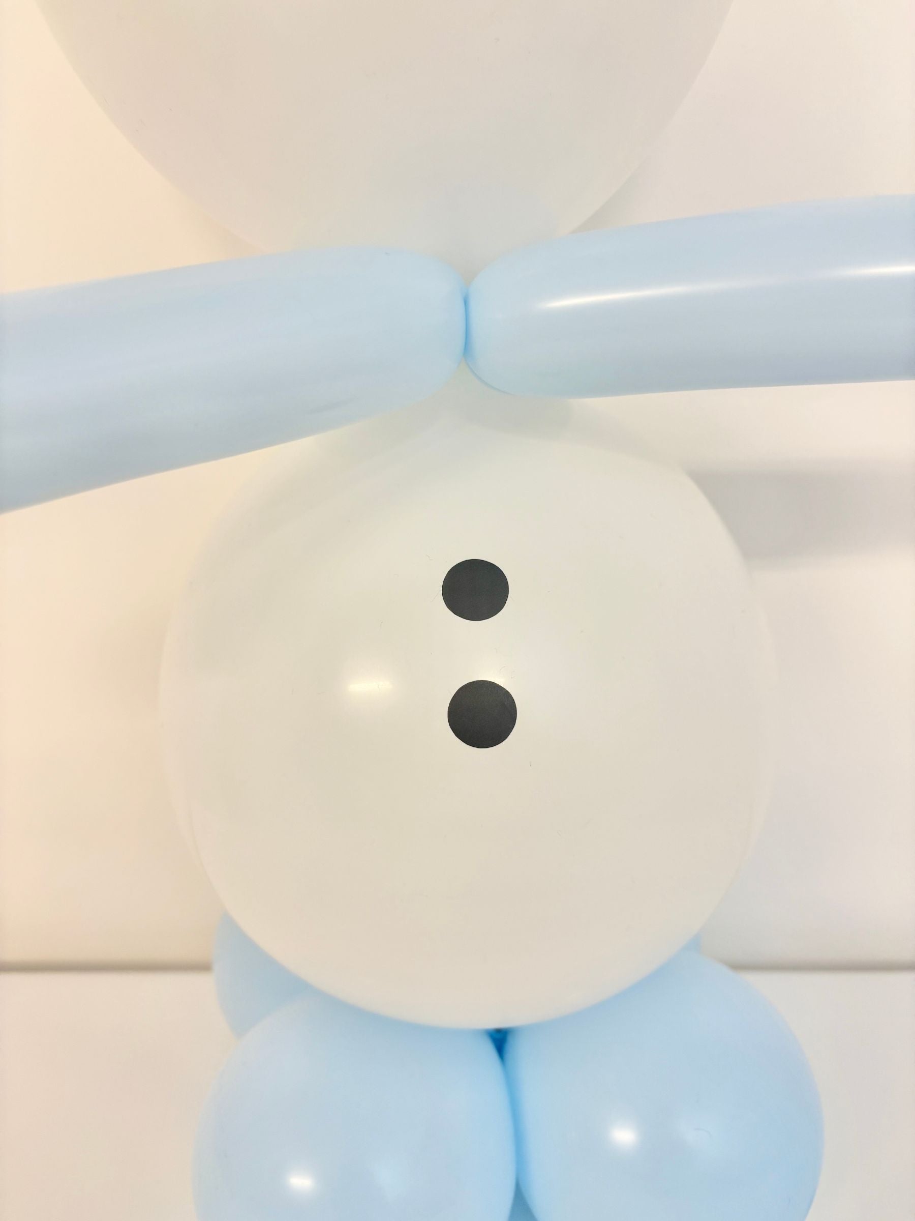 #色_マカロンブルー