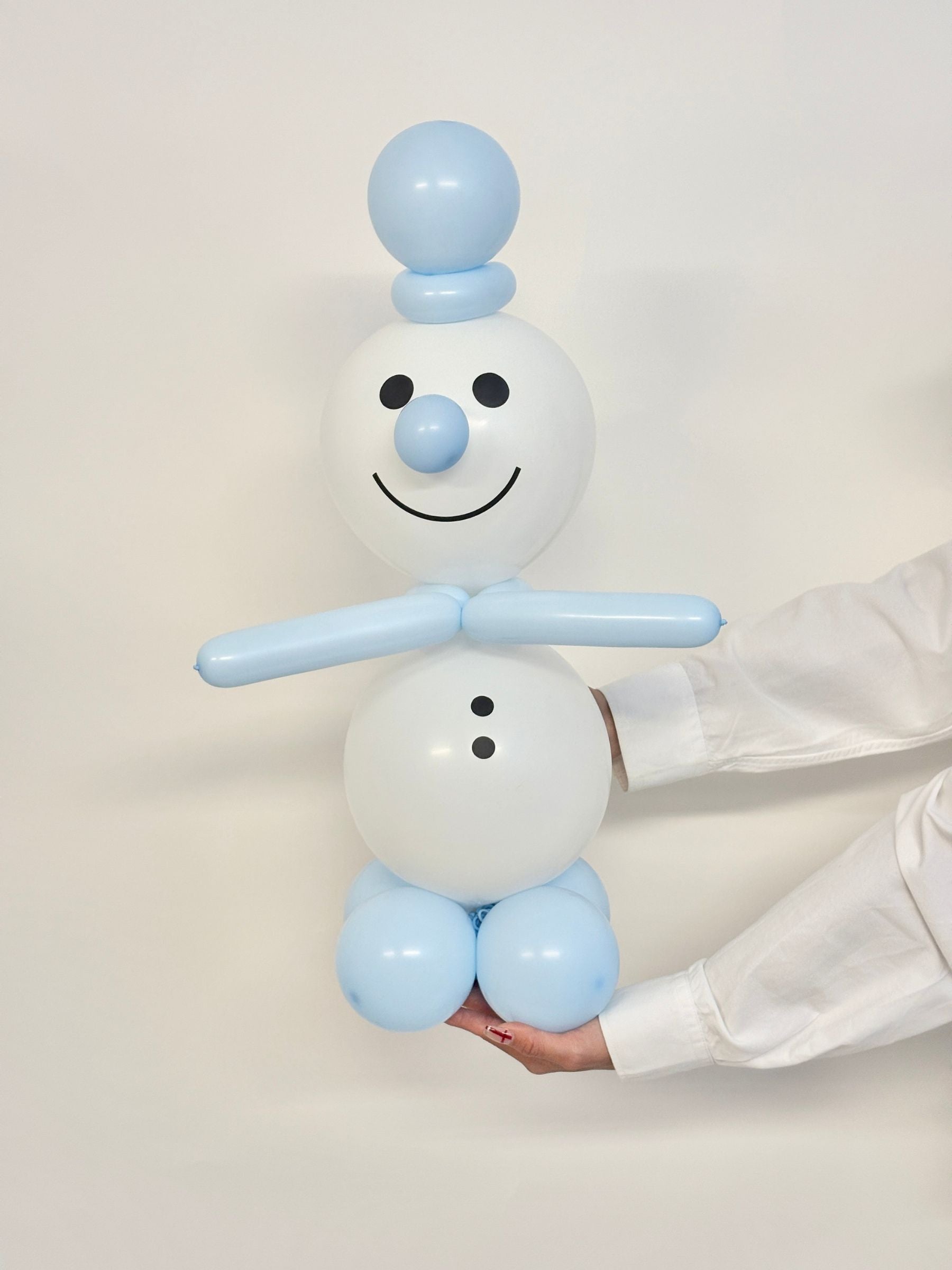 #色_マカロンブルー