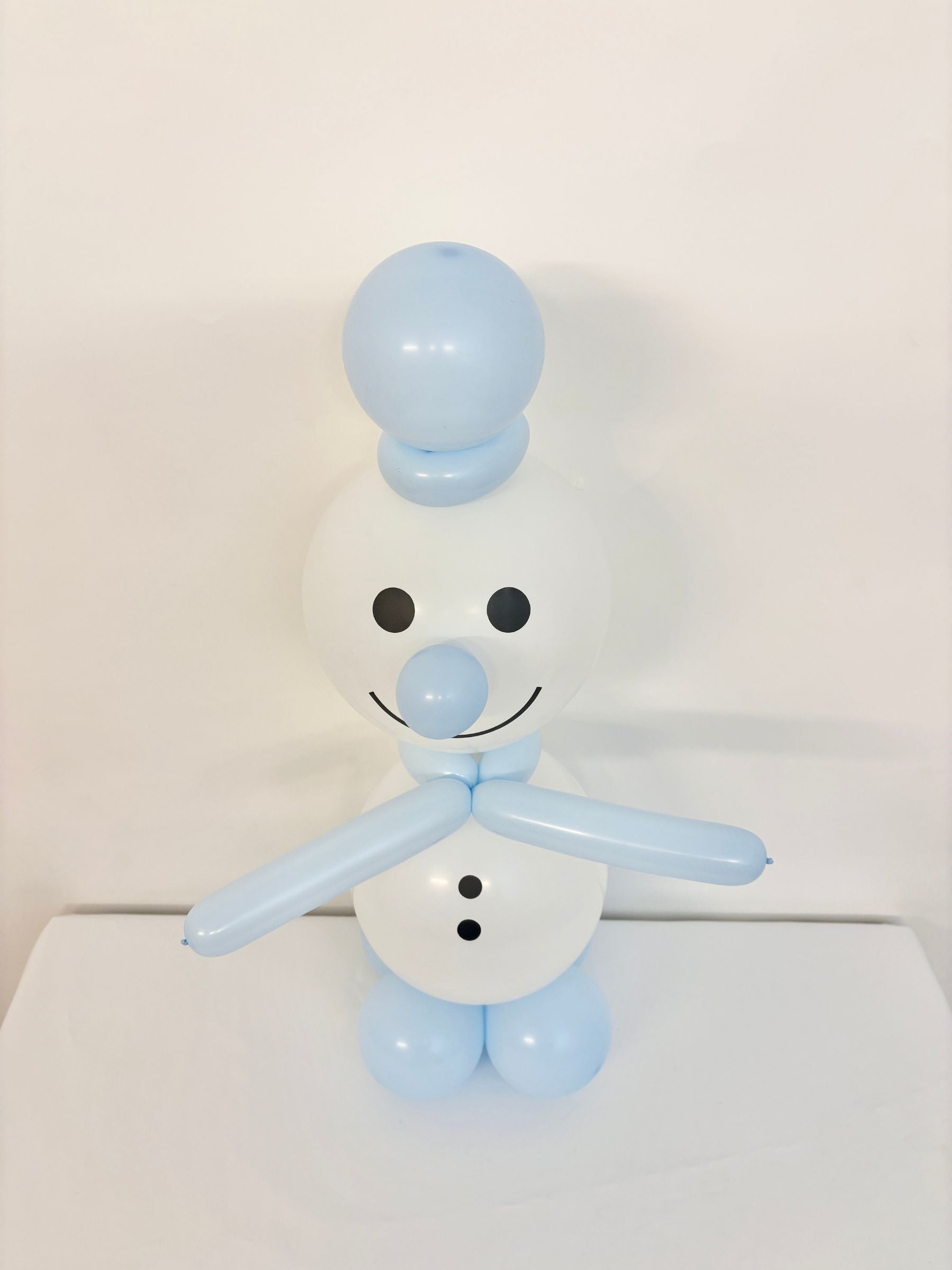 #色_マカロンブルー