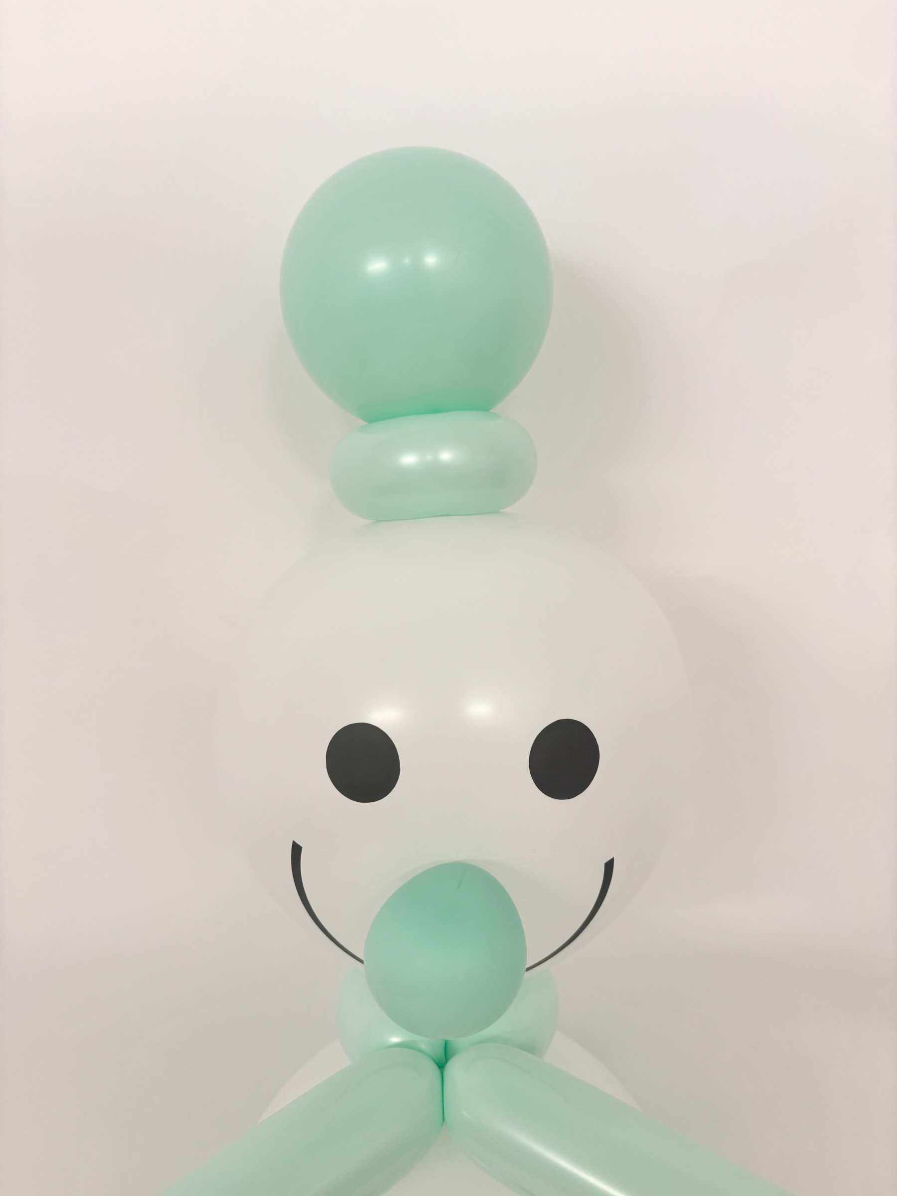 #色_マカロングリーン