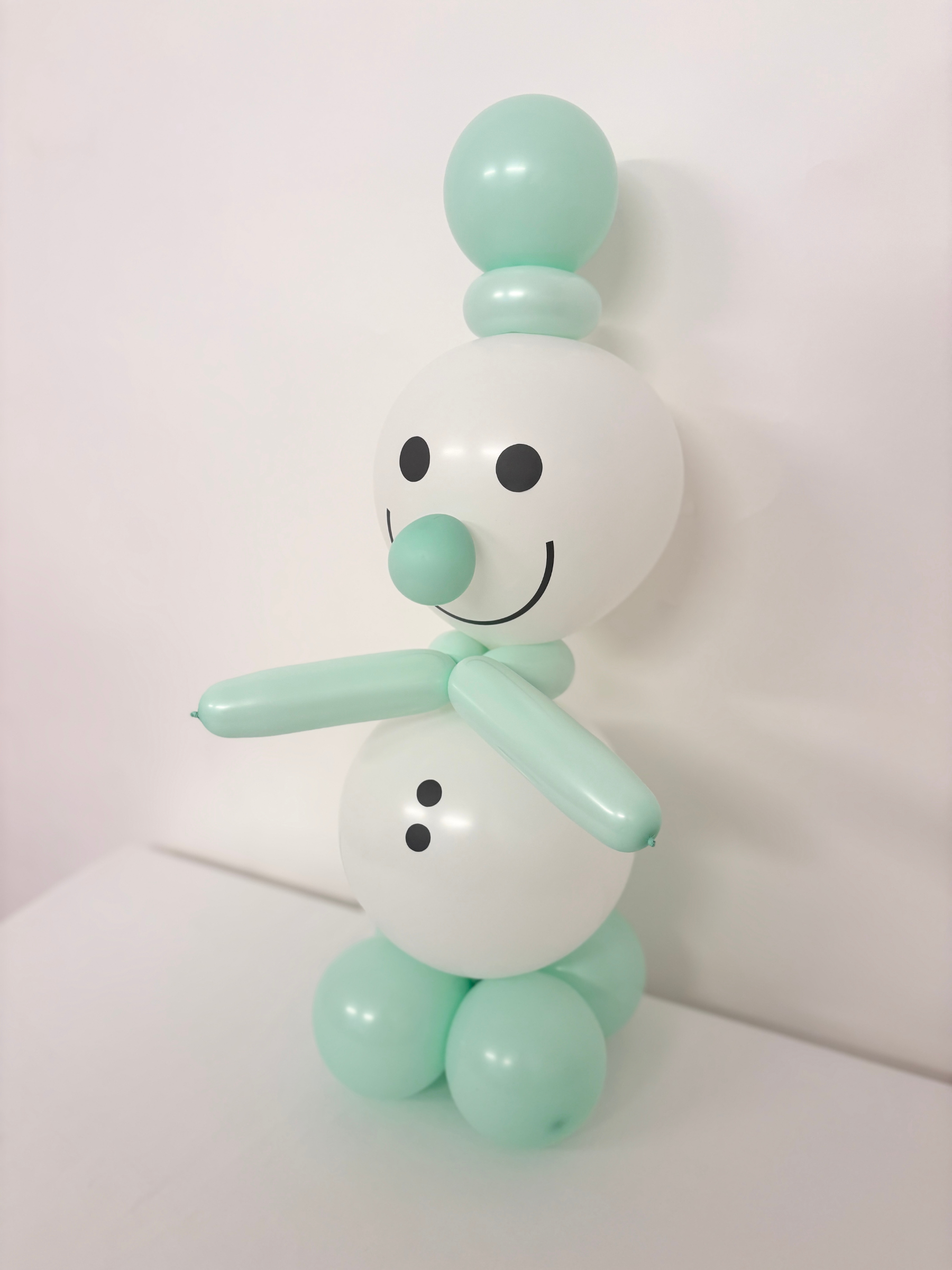 #色_マカロングリーン