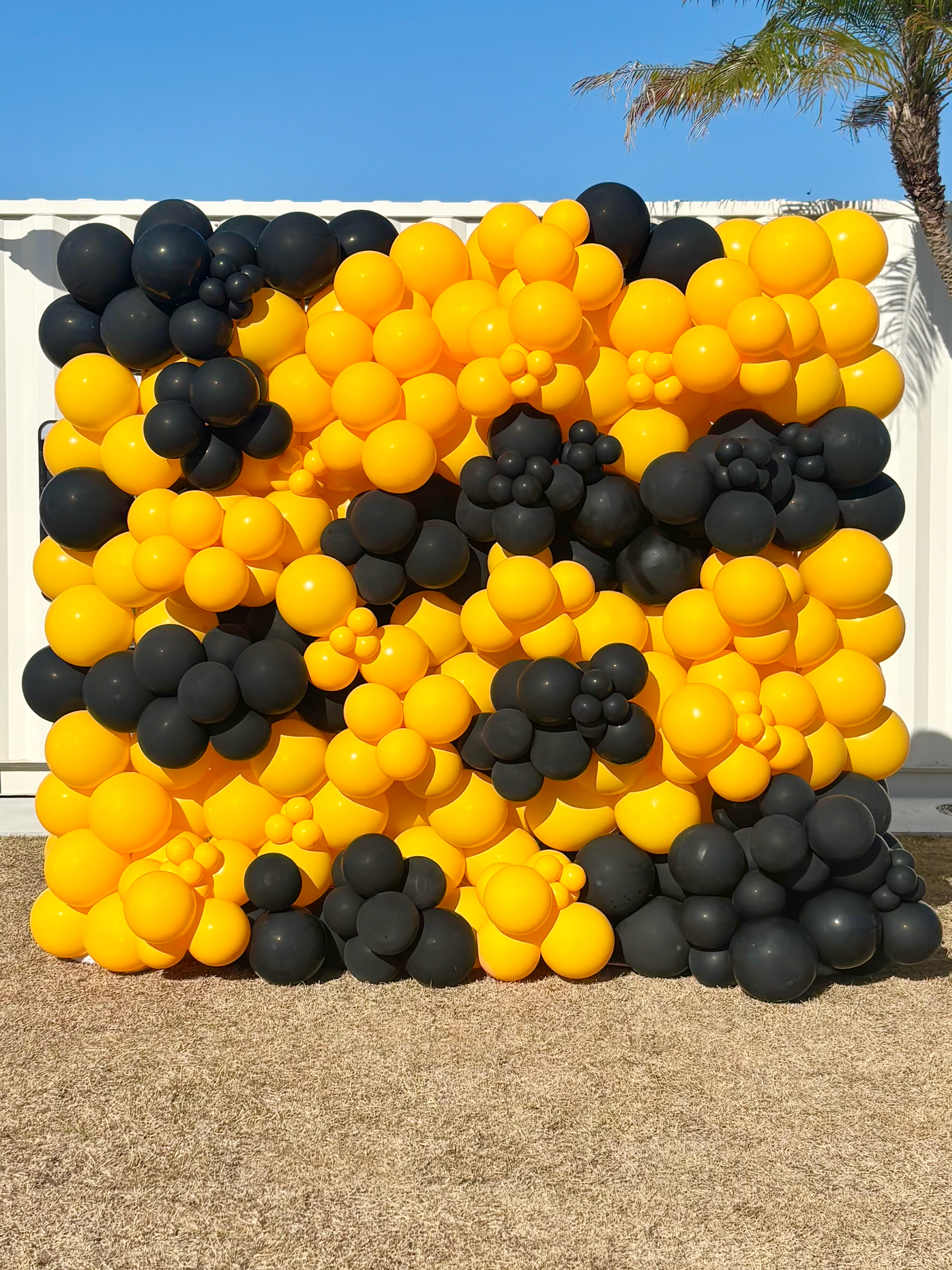 バルーンウォールデコ （アンバー/ブラック）