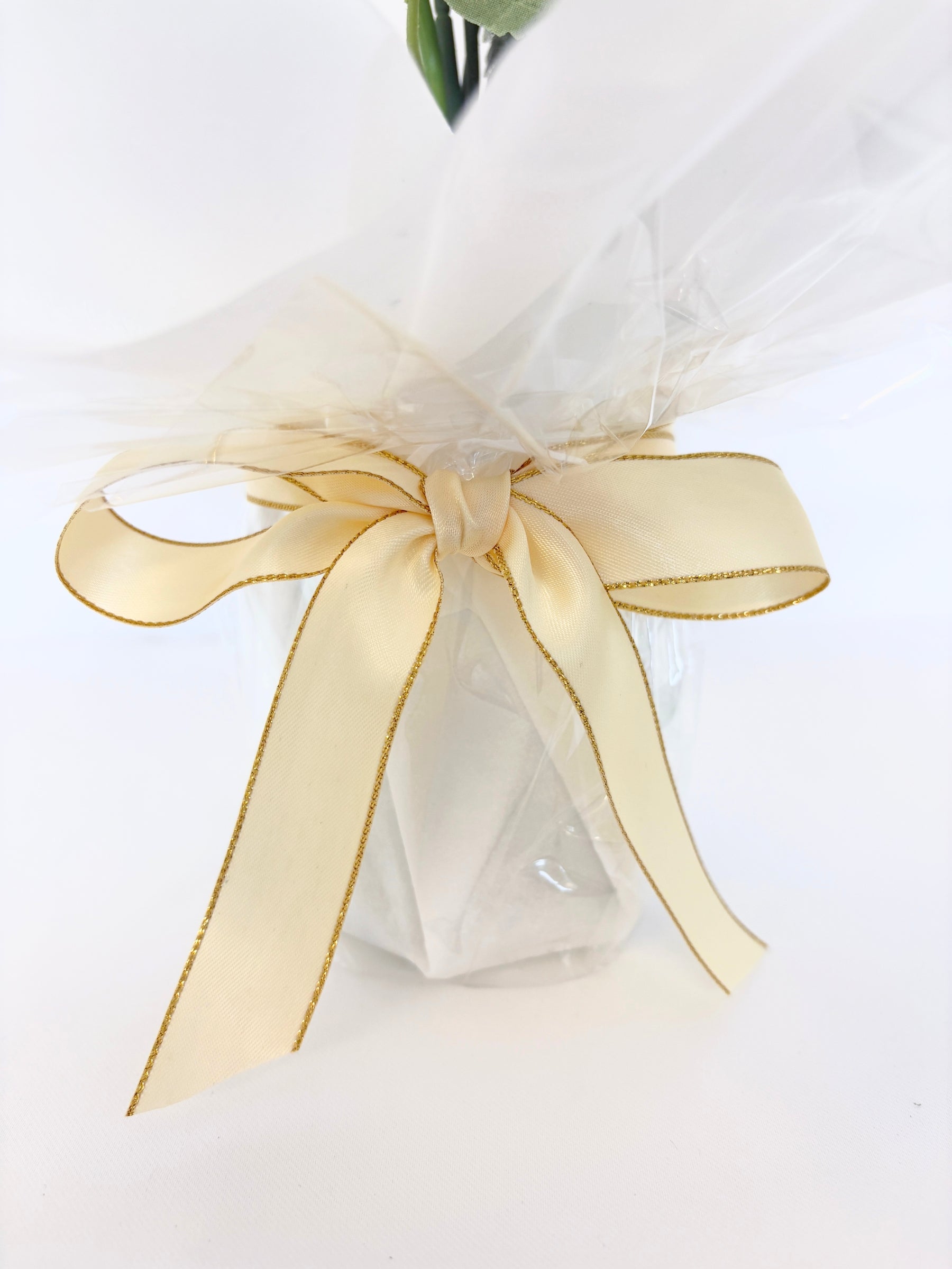 花入りブーケ（レッド）