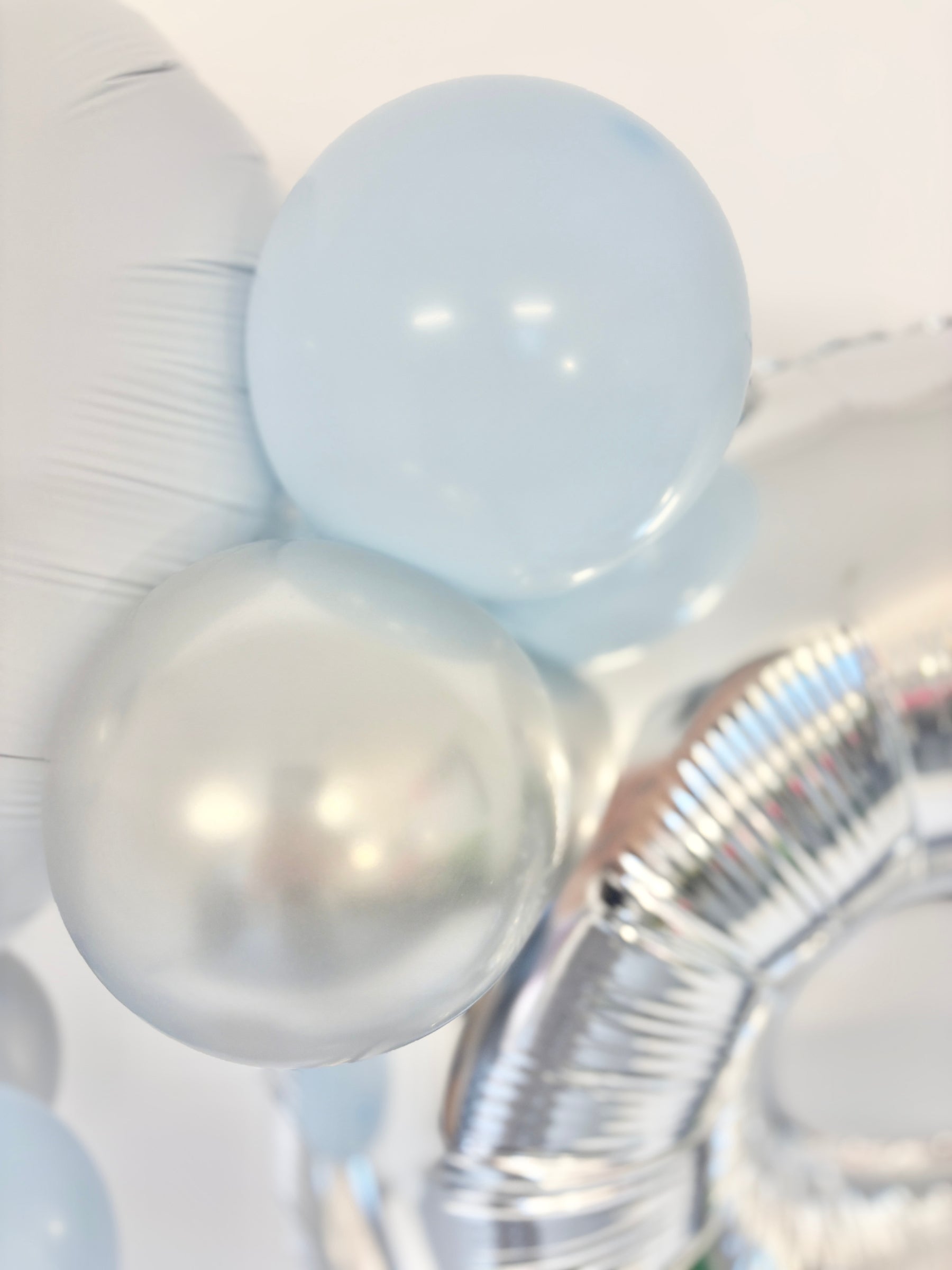 #色_マカロンブルー