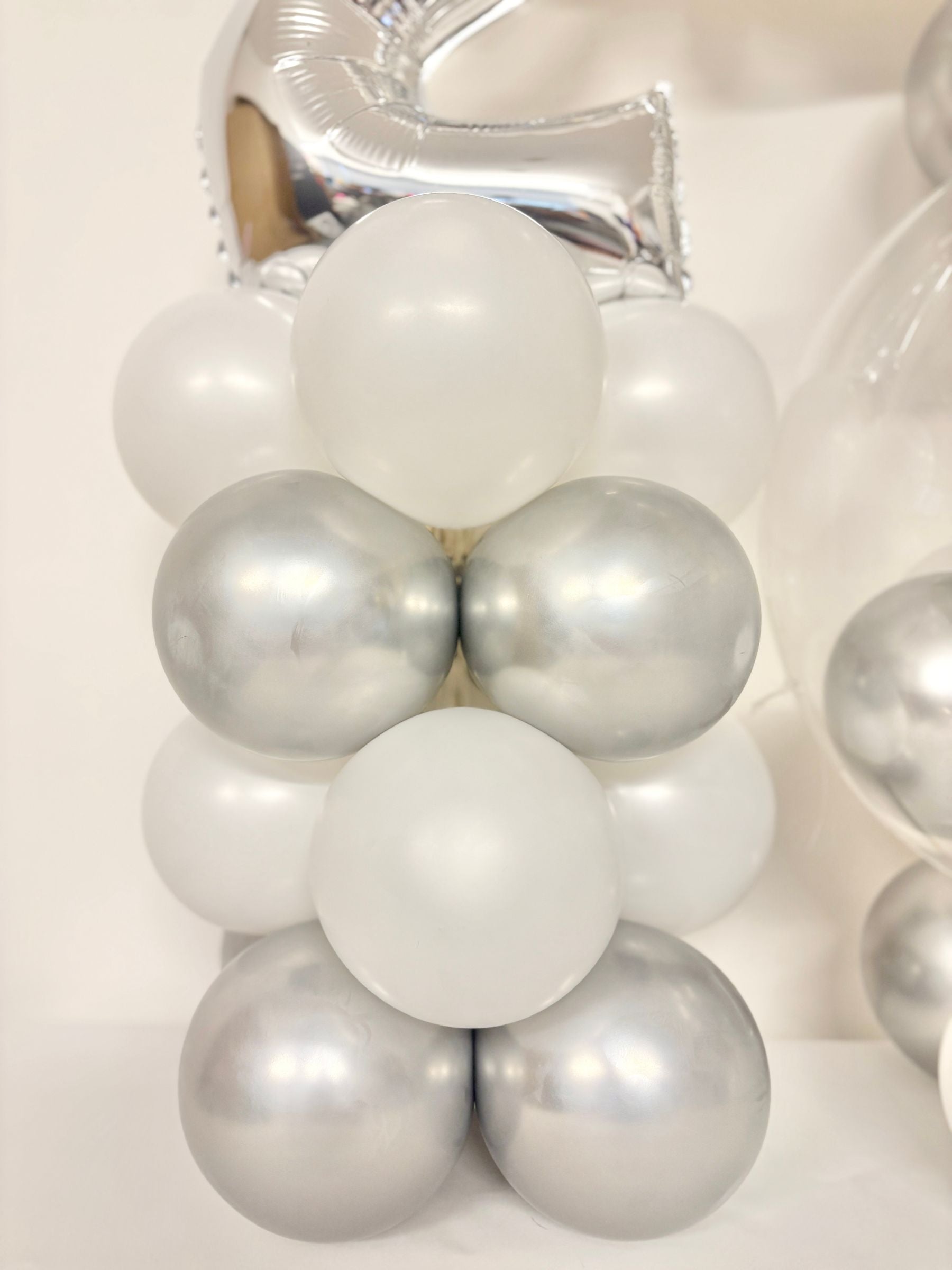 #色_ホワイト/シルバー