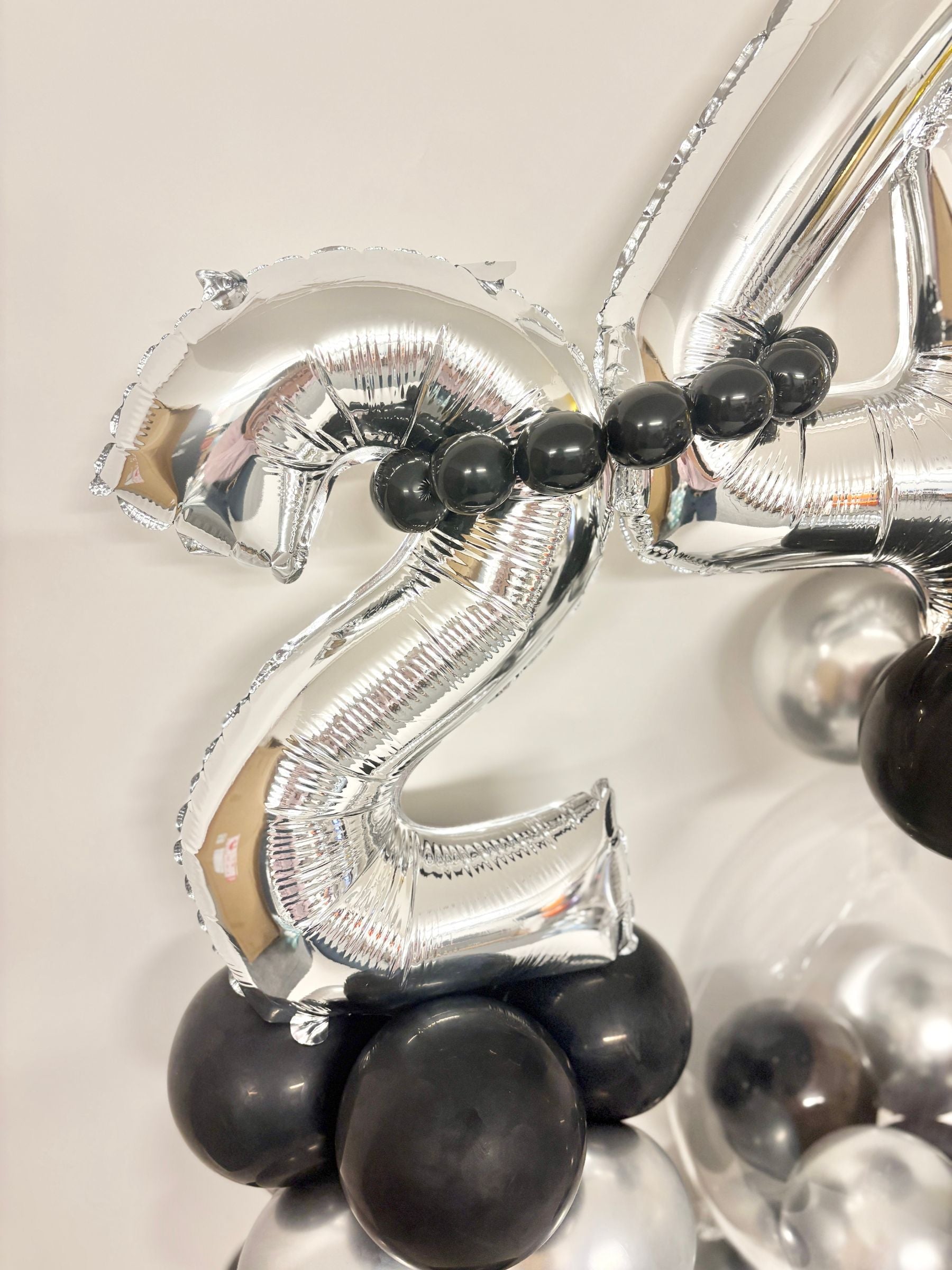 #色_ブラック/シルバー