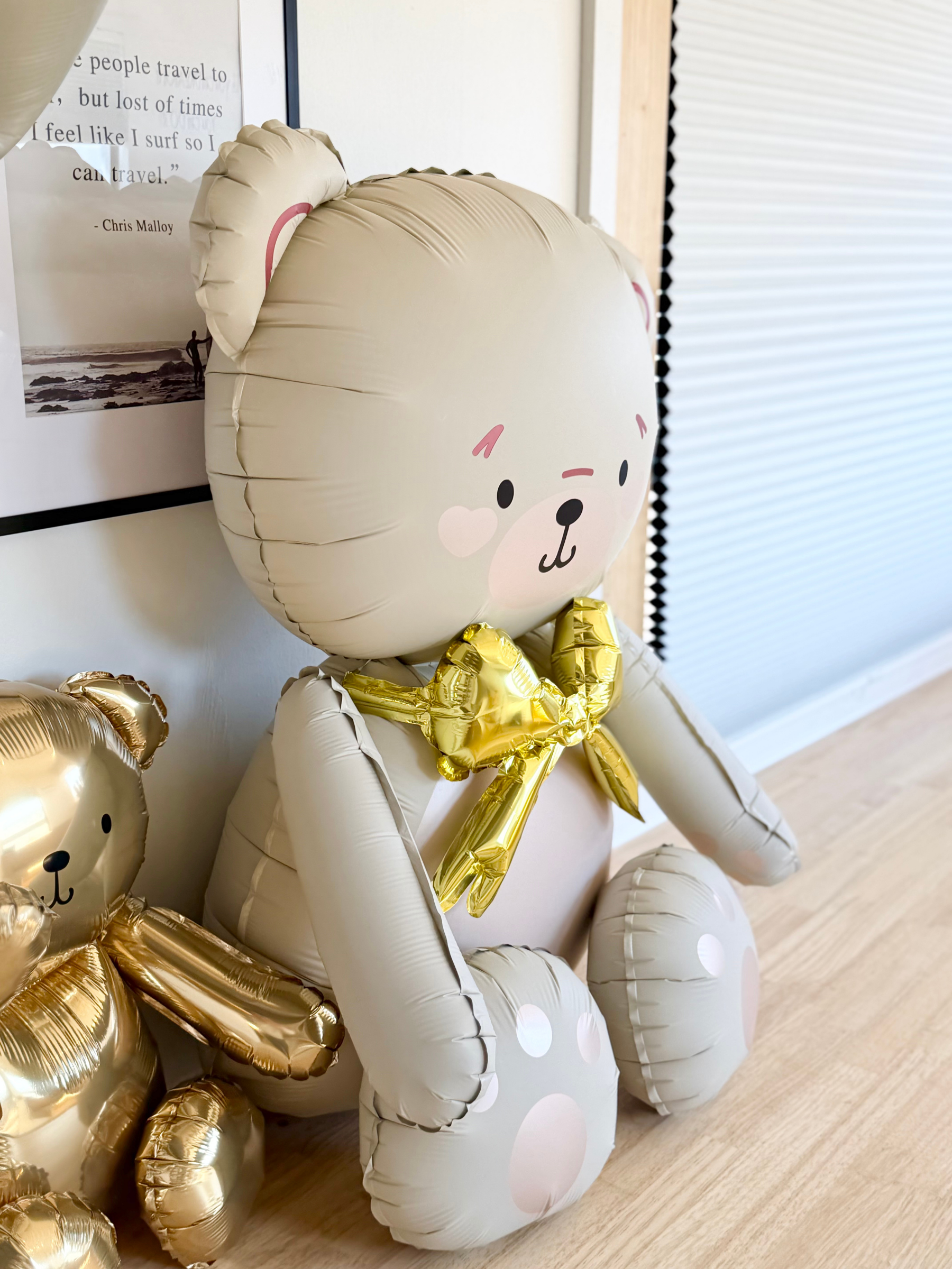 #色_サンドグレイ