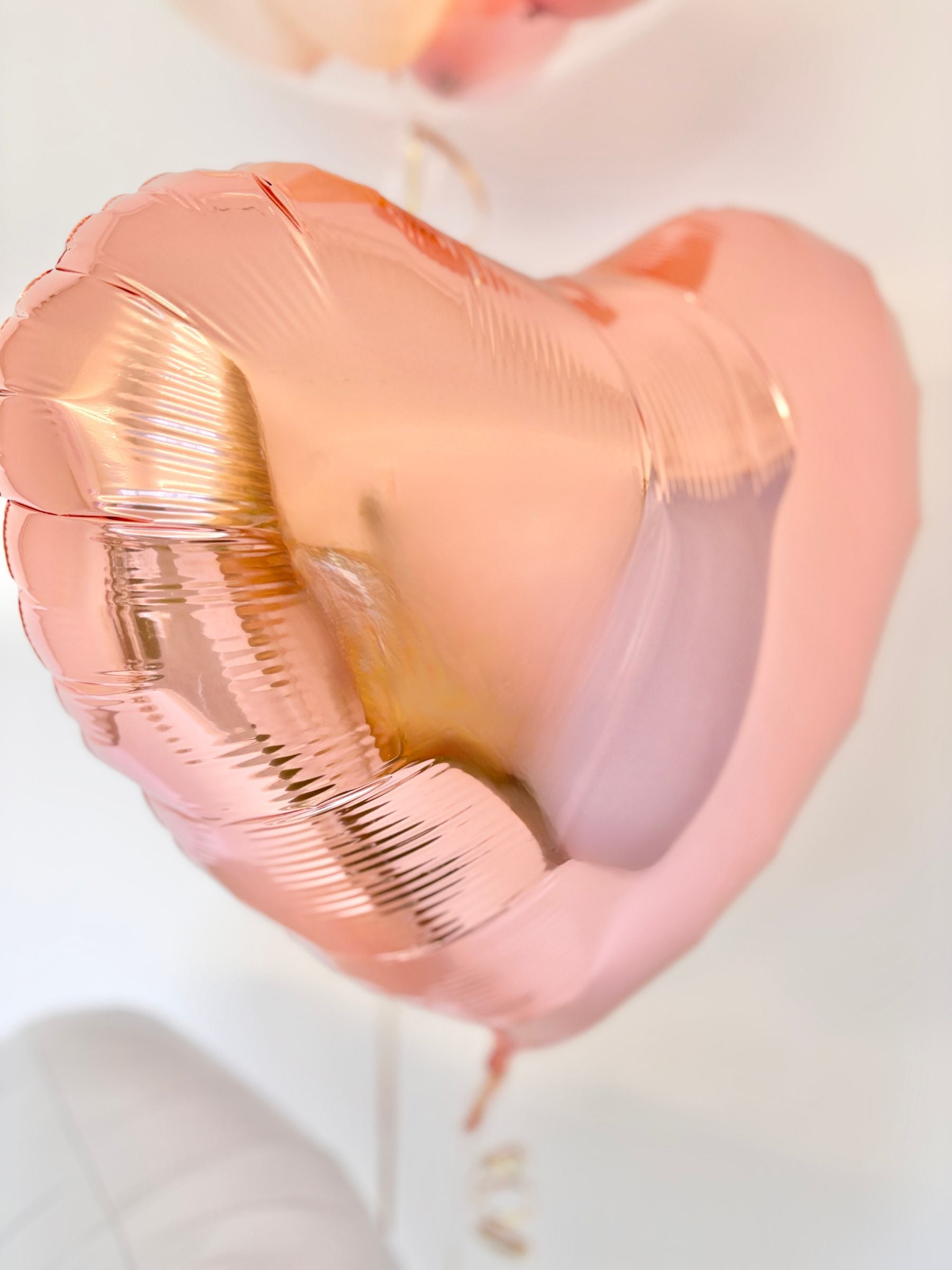 #色_ホワイト/サーモンピンク