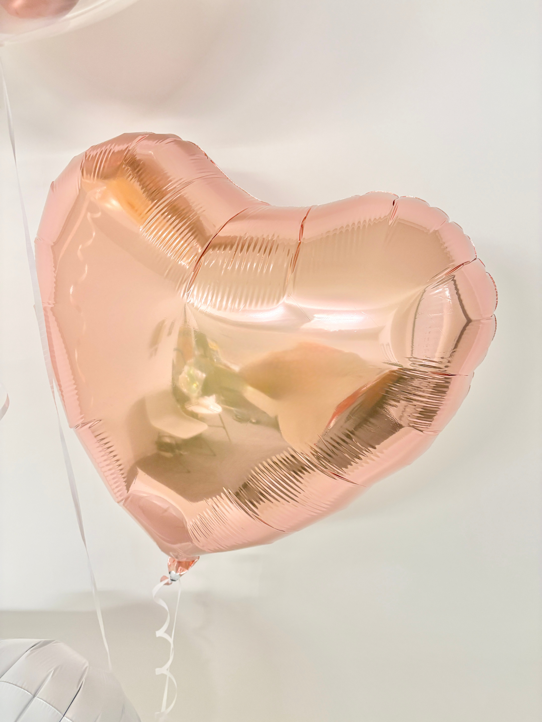 #色_ホワイト/サーモンピンク