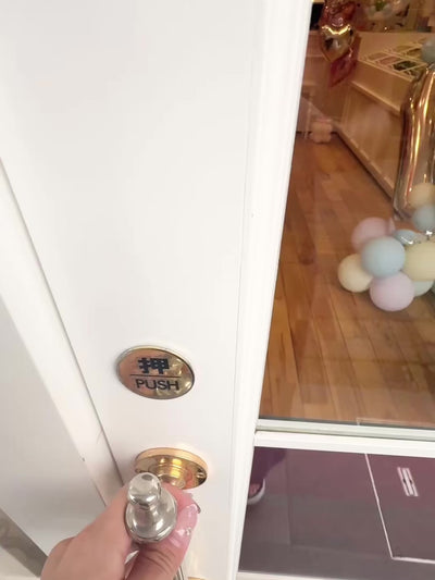 #色_サーモンピンク