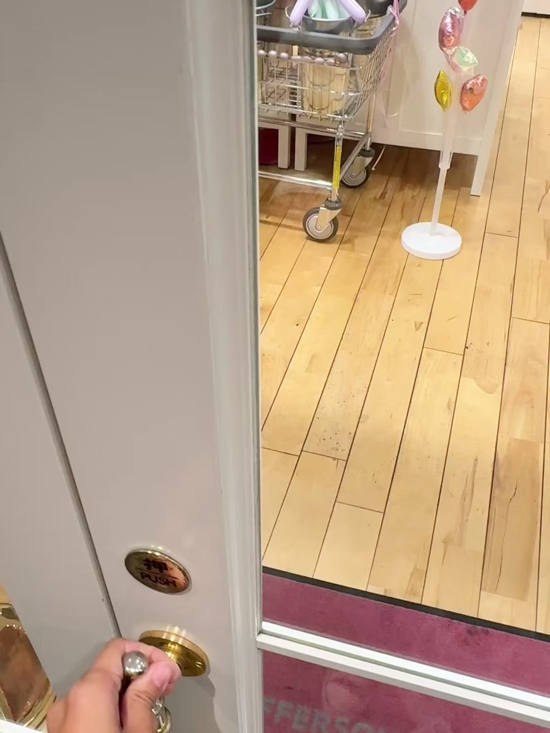 #色_マカロンブルー